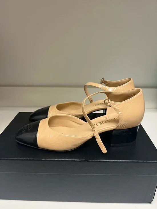 CHANEL Beige and Black Mary Jane Block Heel Pumps - Picture 3 of 5